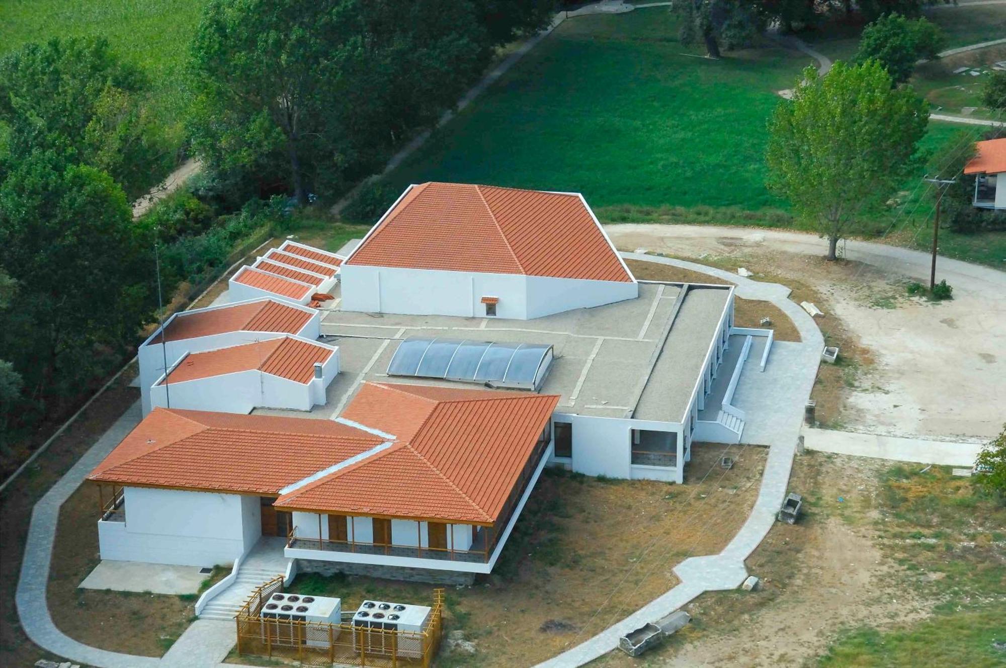 Lydia Hotel Krinidhes Exterior photo